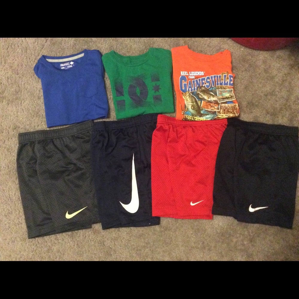 Little boys size 7 Nike basketball shorts